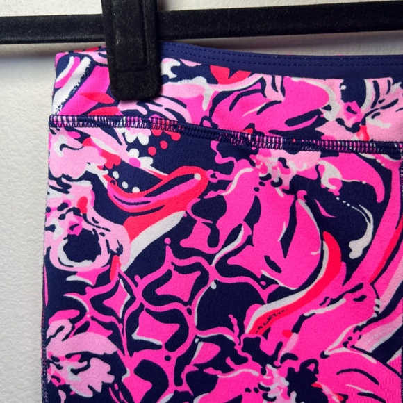Lilly Pulitzer Girls Luxletic Mini Weekender Leggings Pink Navy Blue Floral XL - Picture 3 of 9